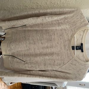 New Women’s small forever21 sweater